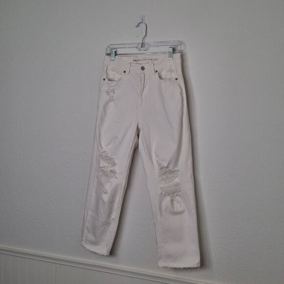 American Eagle Mom Straight Jean Sz 8 X-Short 5 Pocket Distressed Neutral Boho - Picture 3 of 16
